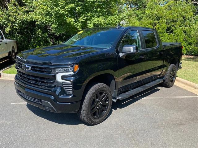 Photo of 2022 Black Chevrolet Silverado 1500