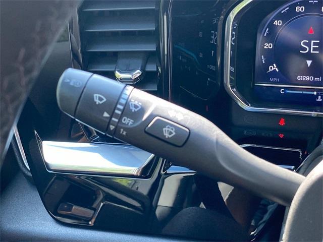 Photo of 2022 Black Chevrolet Silverado 1500