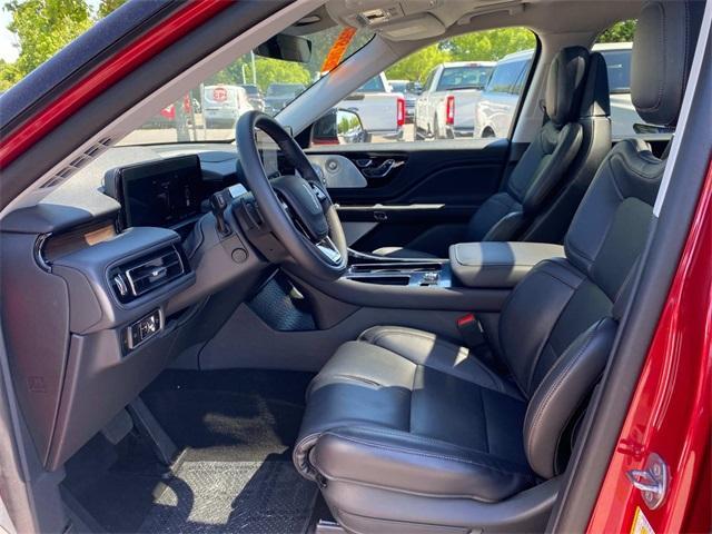 Photo of 2025 Red Carpet Metallic Tinted Clearcoat Lincoln Aviator
