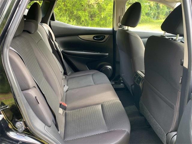 Photo of 2021 Magnetic Black Nissan Rogue Sport