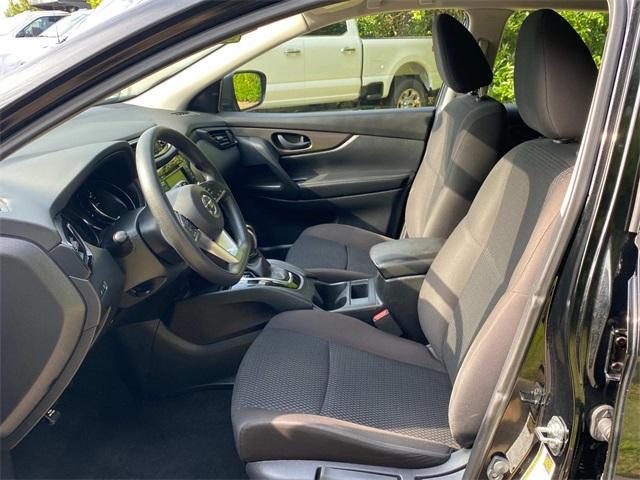 Photo of 2021 Magnetic Black Nissan Rogue Sport