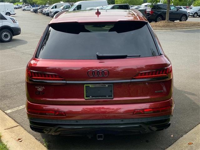 Photo of 2024 Matador Red Metallic Audi Q7