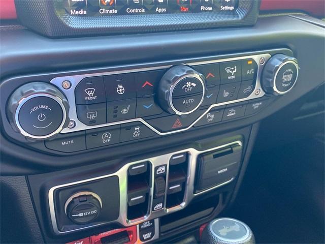 Photo of 2021 Bright White Clearcoat Jeep Wrangler Unlimited