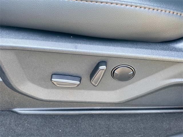 Photo of 2025 Gray Metallic Ford F-350