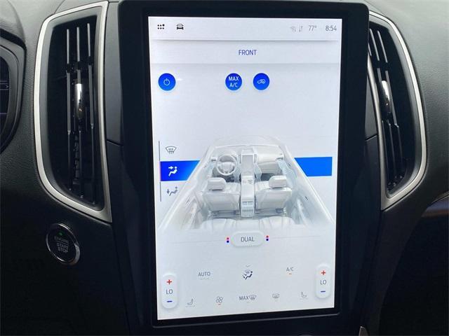 Photo of 2022 Carbonized Gray Metallic Ford Edge