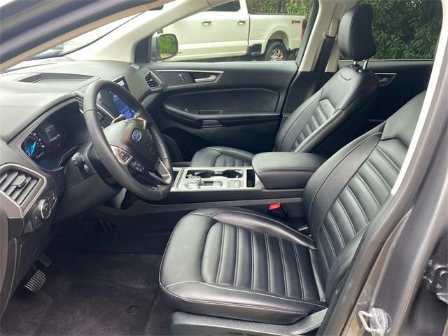 Photo of 2022 Carbonized Gray Metallic Ford Edge