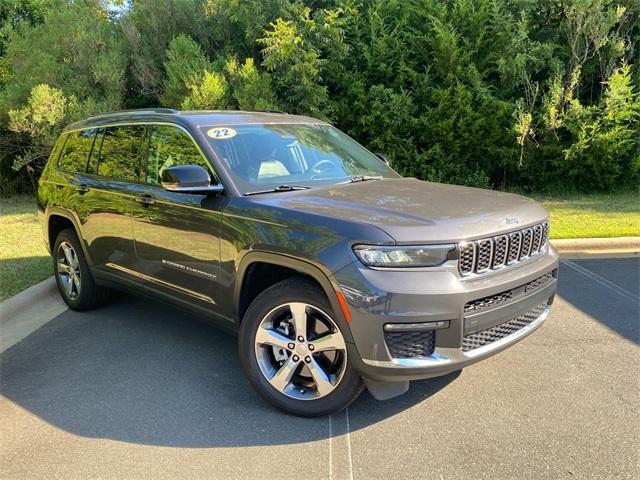 Photo of 2022 Metallic Jeep Grand Cherokee L