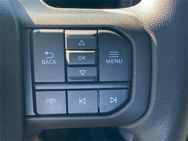 Photo of 2023 Oxford White Ford F-150 Lightning