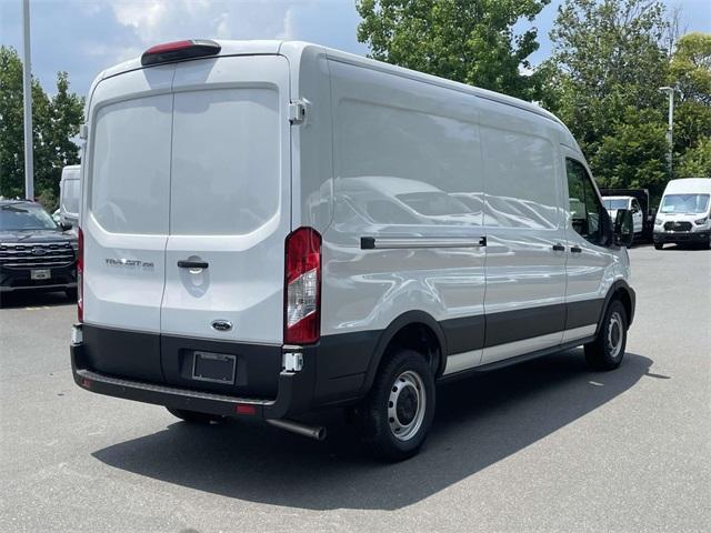 Photo of 2025 Oxford White Ford Transit-250