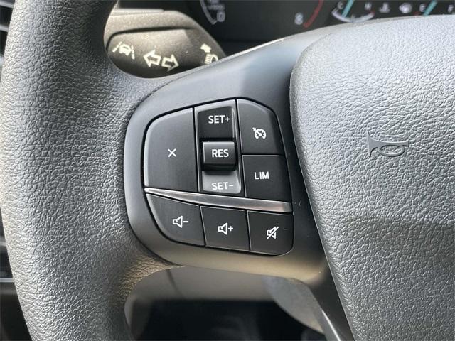 Photo of 2025 Oxford White Ford Transit-250