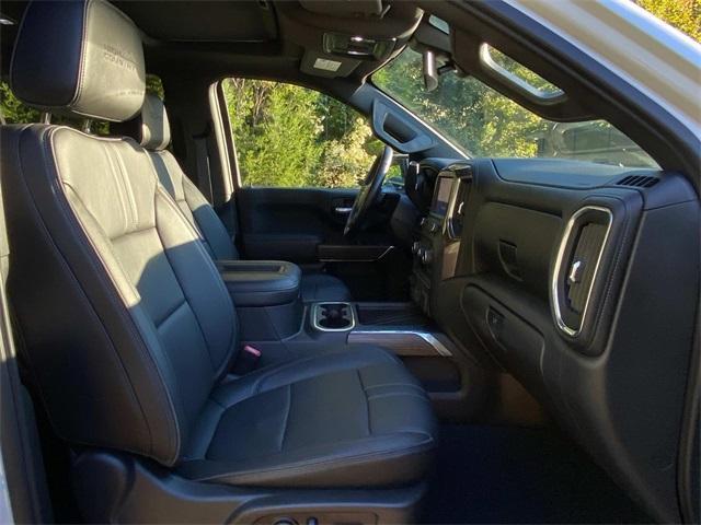 Photo of 2021 Iridescent Pearl Tricoat Chevrolet Silverado 1500
