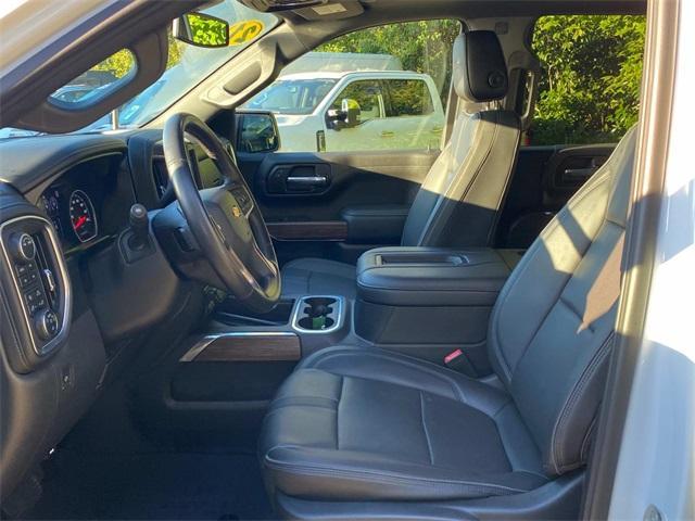 Photo of 2021 Iridescent Pearl Tricoat Chevrolet Silverado 1500