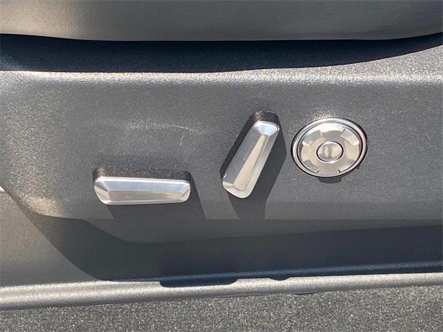 Photo of 2025 Mist Lincoln Navigator