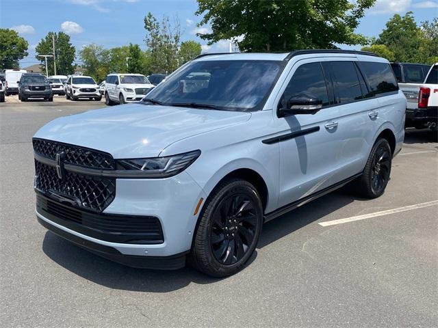 Photo of 2025 Mist Lincoln Navigator