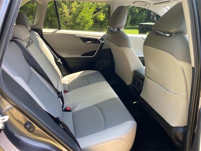 Photo of 2020 Magnetic Gray Metallic Toyota RAV4