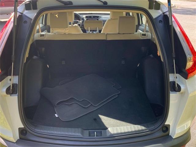 Photo of 2019 Platinum White Pearl Honda CR-V