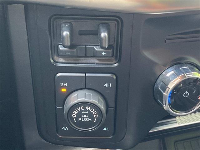 Photo of 2023 Iconic Silver Metallic Ford F-150