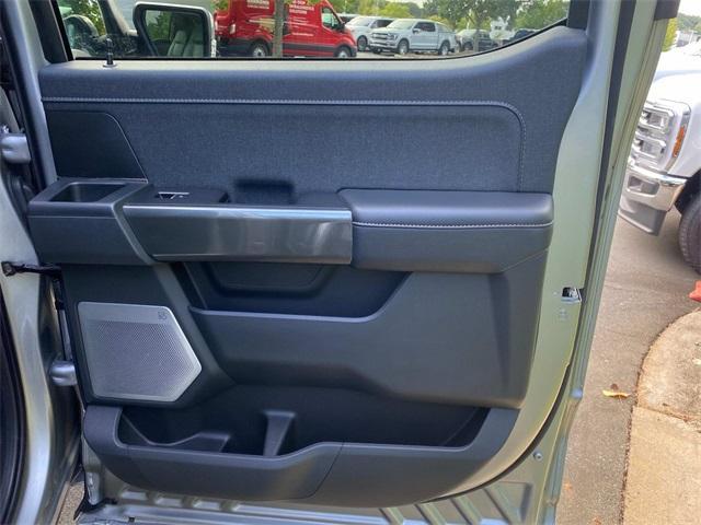 Photo of 2023 Iconic Silver Metallic Ford F-150