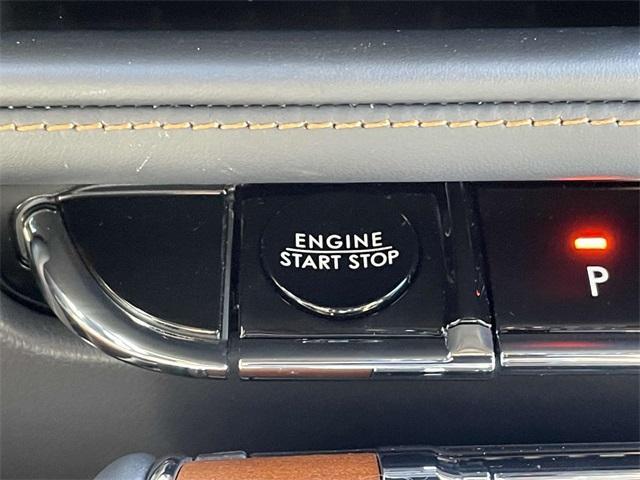 Photo of 2025 Black Metallic Lincoln Aviator