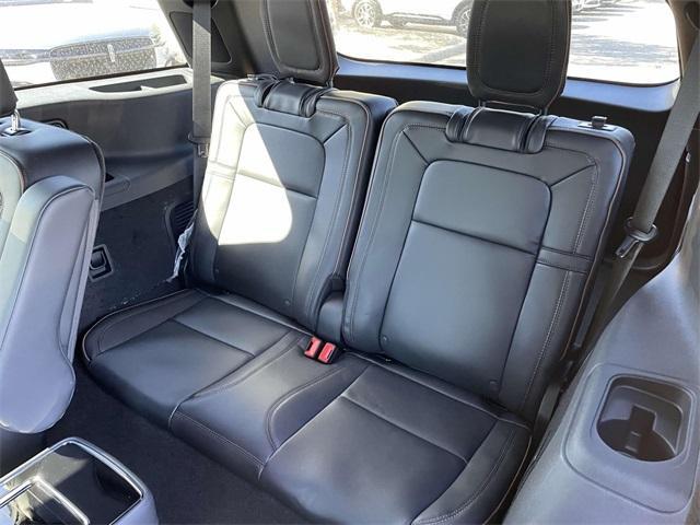Photo of 2025 Black Metallic Lincoln Aviator