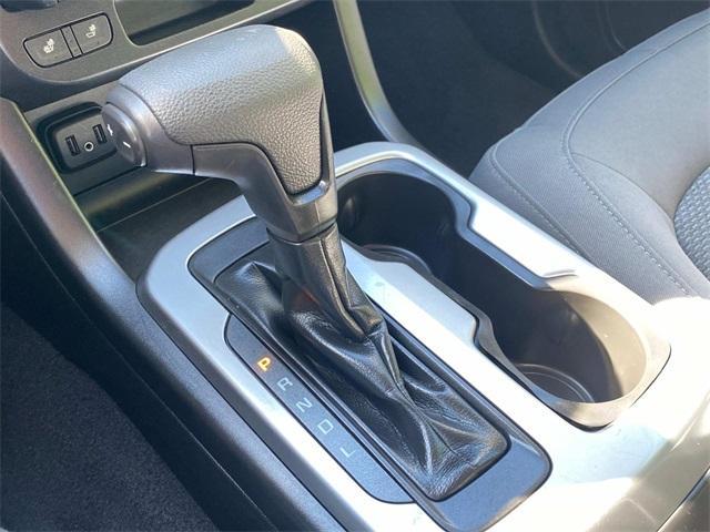 Photo of 2020 Summit White Chevrolet Colorado