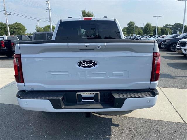 Photo of 2025 White Metallic Ford F-150