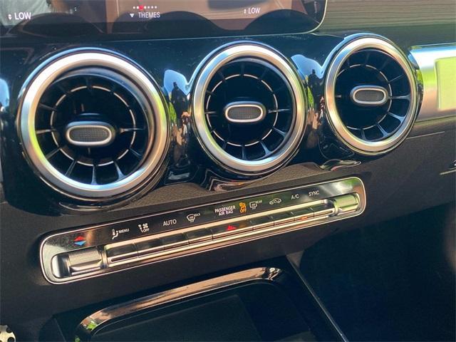 Photo of 2020 Mountain Gray Metallic Mercedes-Benz GLB 250
