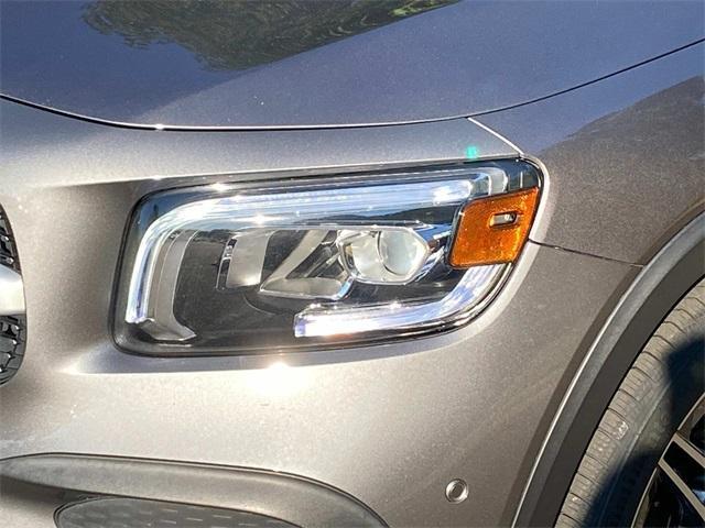 Photo of 2020 Mountain Gray Metallic Mercedes-Benz GLB 250