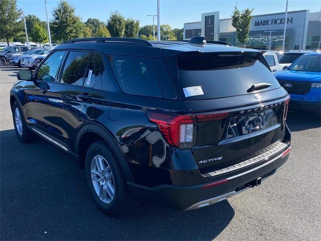 Photo of 2025 Black Metallic Ford Explorer