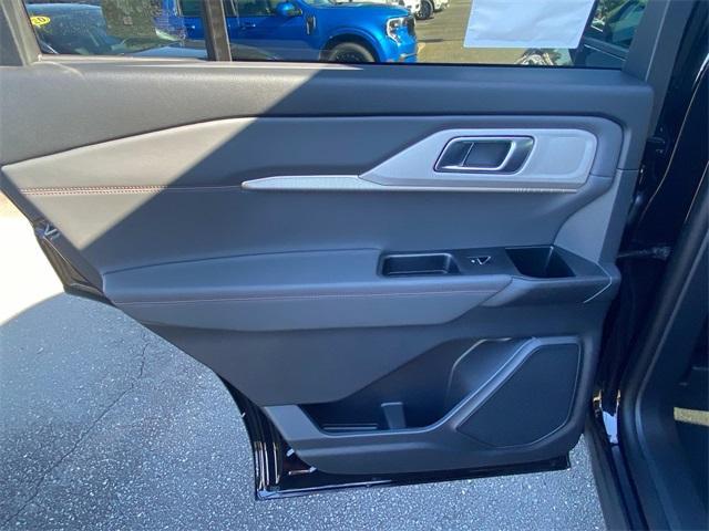 Photo of 2025 Black Metallic Ford Explorer