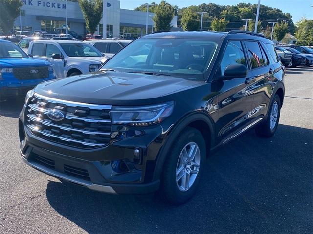 Photo of 2025 Black Metallic Ford Explorer