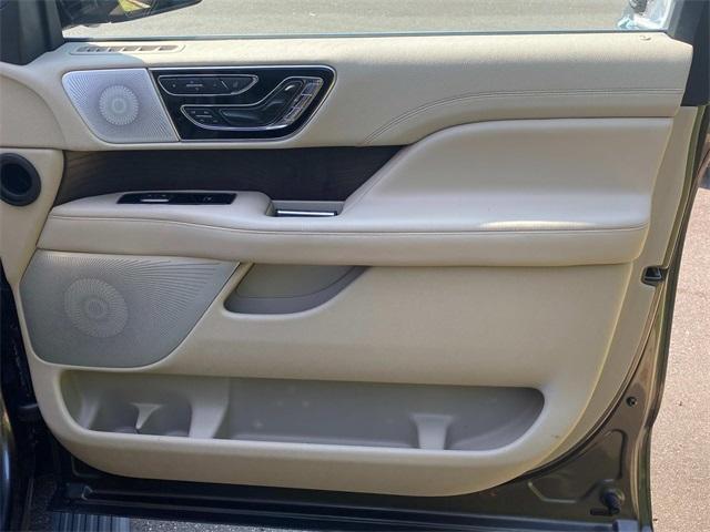 Photo of 2021 Asher Gray Lincoln Navigator