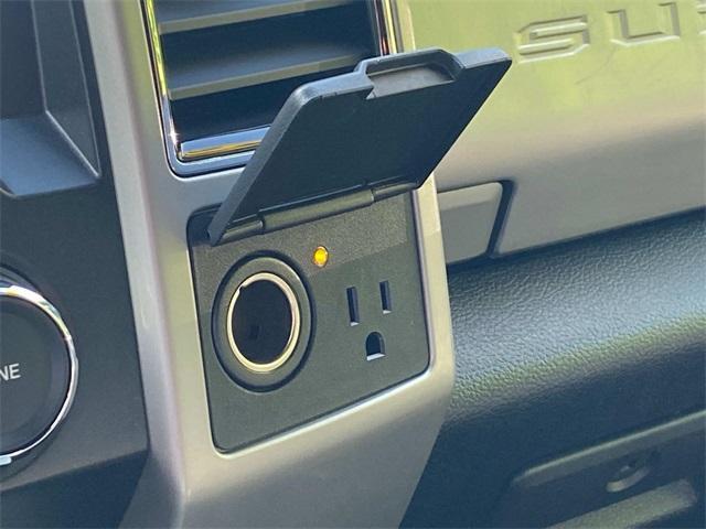 Photo of 2021 Agate Black Metallic Ford F-250