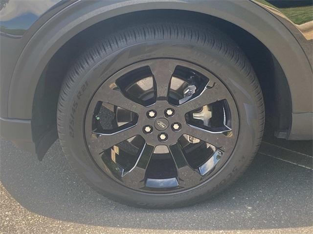 Photo of 2023 Agate Black Metallic Ford Explorer