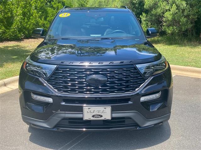 Photo of 2023 Agate Black Metallic Ford Explorer