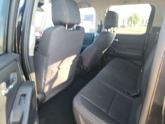 Photo of 2022 Black Nissan Frontier