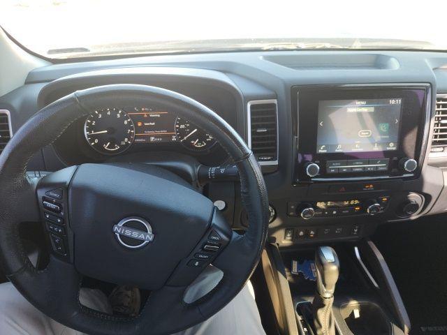 Photo of 2022 Black Nissan Frontier