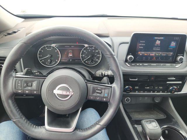 Photo of 2023 Brilliant Silver Metallic Nissan Rogue