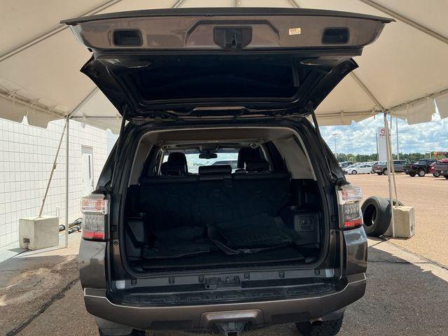 Photo of 2017 Magnetic Gray Metallic Toyota 4Runner