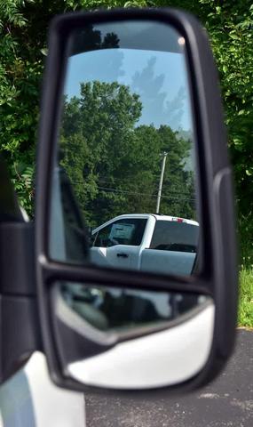 Photo of 2025 Oxford White Ford Transit-250