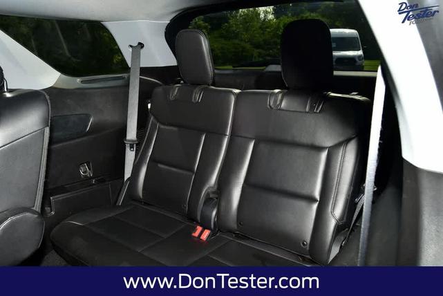 Photo of 2020 Oxford White Ford Explorer