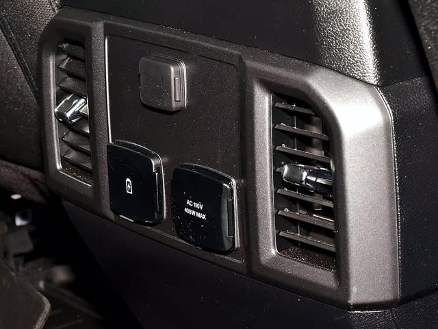 Photo of 2020 Oxford White Ford F-150