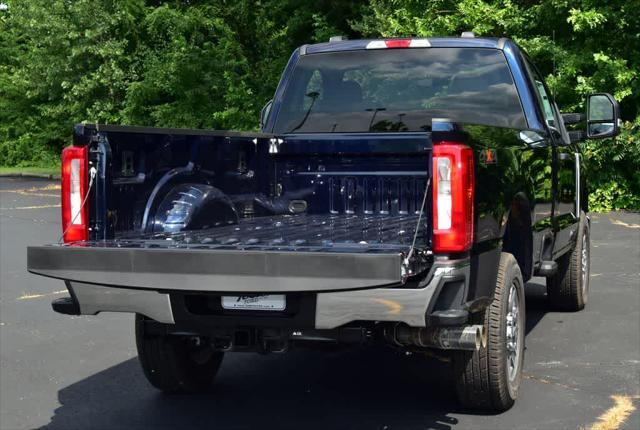 Photo of 2025 Antimatter Blue Metallic Ford F-250