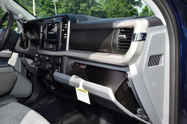 Photo of 2025 Antimatter Blue Metallic Ford F-250