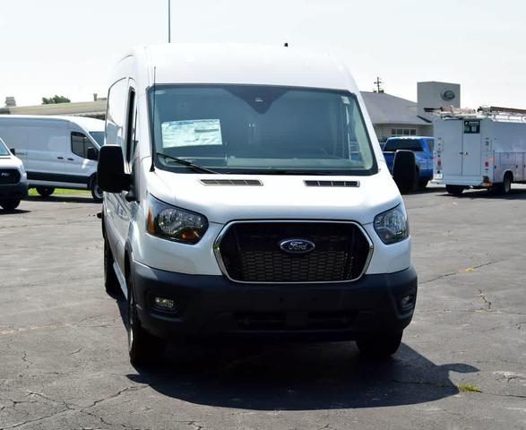 Photo of 2024 Oxford White Ford Transit-250