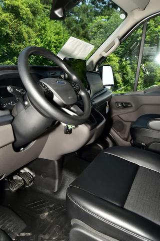Photo of 2024 Oxford White Ford Transit-250