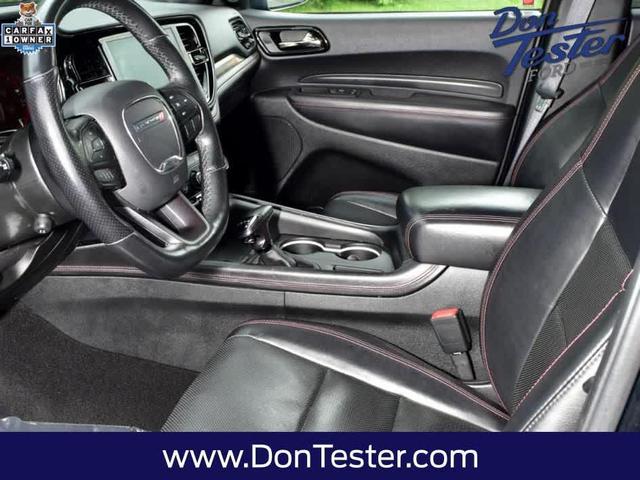 Photo of 2022 DB Black Clearcoat Dodge Durango