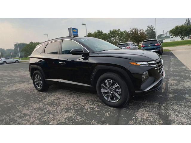Photo of 2024 Black Pearl Hyundai TUCSON Hybrid