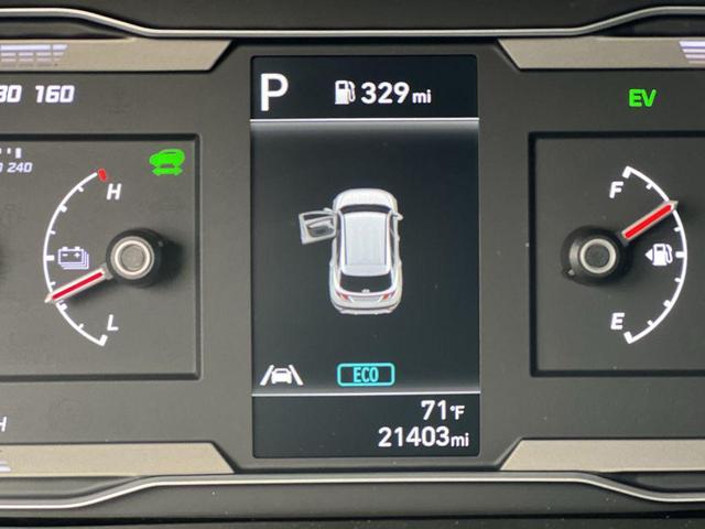 Photo of 2024 Black Pearl Hyundai TUCSON Hybrid