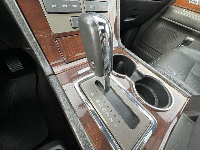 Photo of 2013 Tuxedo Black Metallic Lincoln Navigator